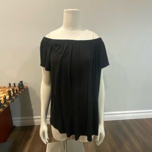 GEORGE medium off the shoulder black flowing top